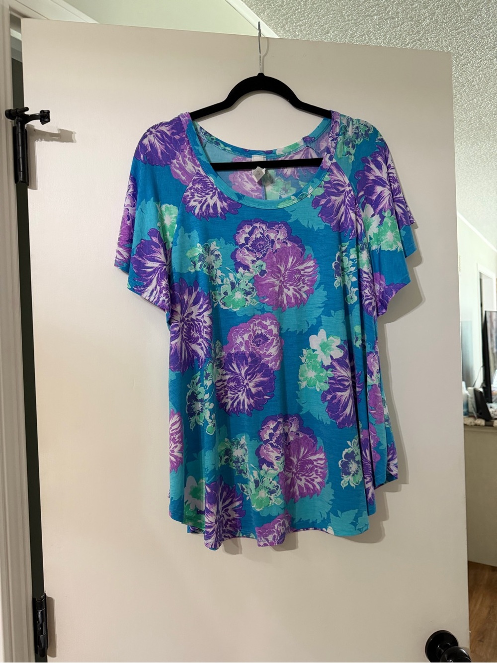 Honeyme Ladies Blue Floral Short-Sleeve Top